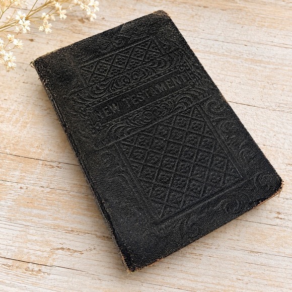 Other - Antique 1903 New Testament Pocket Bible Agate 32mo American Bible Society